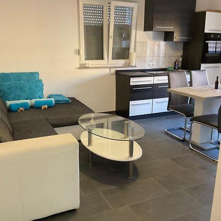 Apartment Matic Vrsi Esterno foto