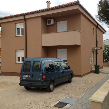 Apartment Matic Vrsi Esterno foto