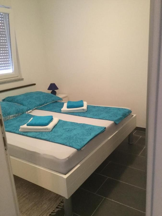Apartment Matic Vrsi Esterno foto