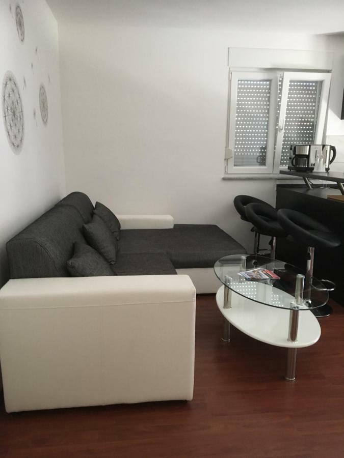 Apartment Matic Vrsi Esterno foto